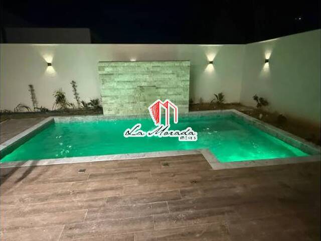 #1555 - Casa para Venda em Manaus - AM - 2